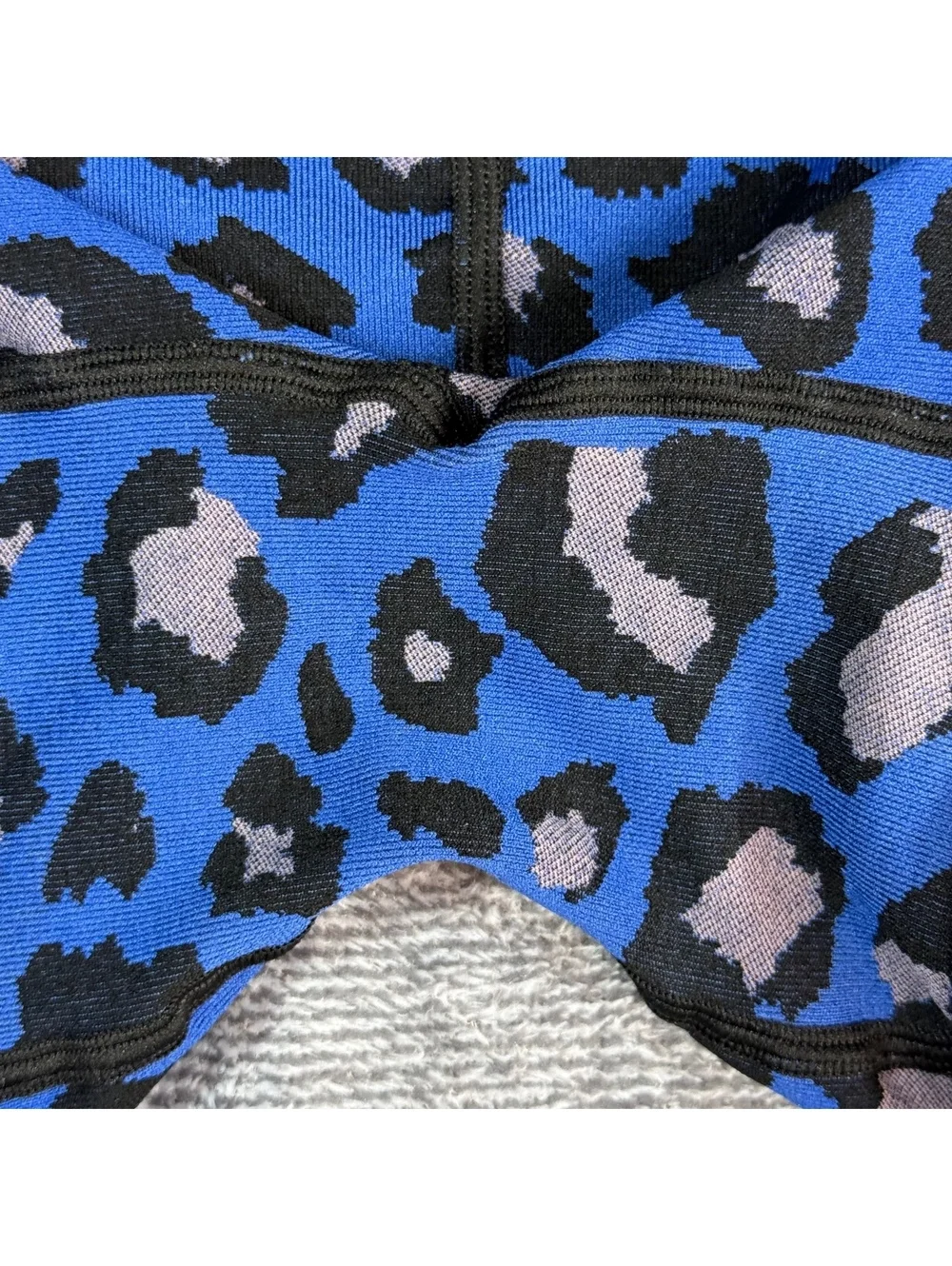 Free People FP Movement Blue Leopard Seamless High Rise Bike Shorts XS